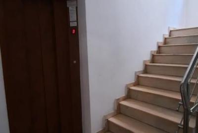 Apartament cu 5 camere decomandat în Polonă - 7