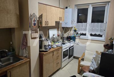 Apartament cu 4 camere semidecomandat în Lupeni - 7