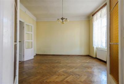 Nivel in vila, curte deosebita, priveliste, Central, Brasov - 31