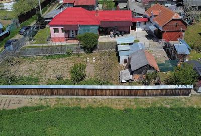 Casă cu 3 camere cu Teren 4381 Mp în Poduri - 10