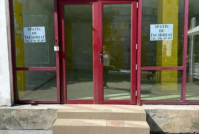 Spatiu comercial de inchiriat - 1