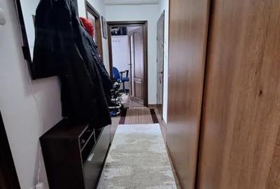 Apartament cu 3 camere semidecomandat în Central - 7