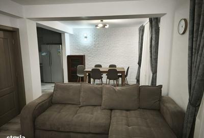 Casă cu 4 camere cu Teren 50 Mp în Central - 3