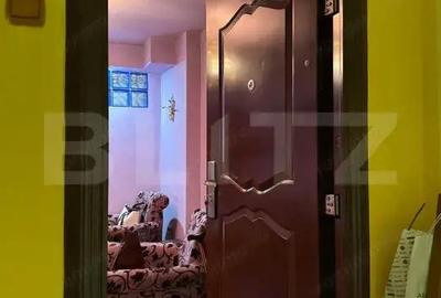 Apartament cu 3 camere semidecomandat în Central - 1