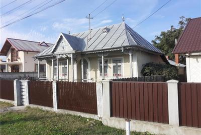 Casă cu 3 camere cu Teren 2268 Mp în Slobozia (Urechești) - 3