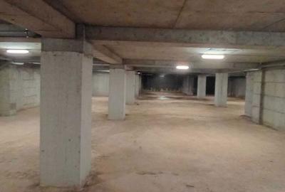Spațiu comercial, de 10,000 mp, în Central - 1