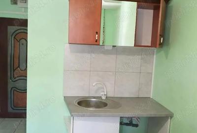 Garsonieră nedecomandată în Podul de Piatră