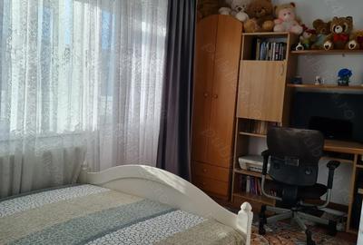 Apartament cu 3 camere decomandat în Central - 3