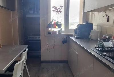 Vand apartament 3 camere, mobilat, in Pitesti, Zona Nord, L uri, etaj6 - 5
