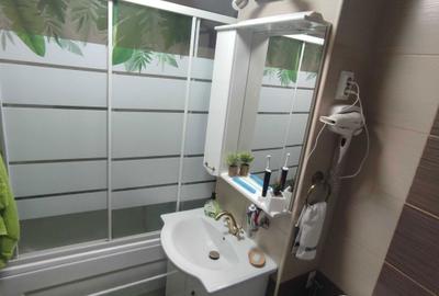 Apartament cu 2 camere decomandat în Mioriței - 3