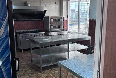 Spațiu comercial, de 98 mp, în Central - 1
