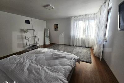 Casă cu 5 camere cu Teren 300 Mp în Florilor