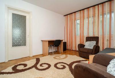 Apartament cu 3 camere semidecomandat, mobilat în Podu Roș - 3