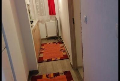 Garsonieră decomandată în Central - 2