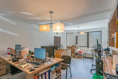 Spațiu comercial, de 33 mp, în Central