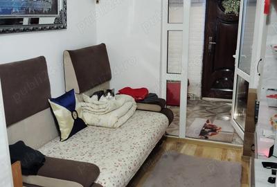 Garsonieră semidecomandată în Micro 19 - 2