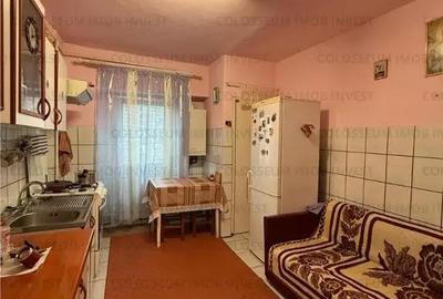 Apartament cu 3 camere decomandat în Uzina 2 - 10