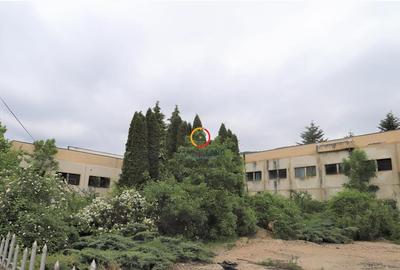 Spațiu comercial, de 3,725 mp, în Central - 6