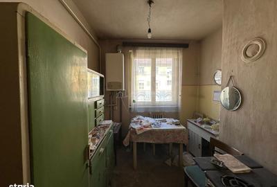 Apartament cu 2 camere decomandat în Central - 4