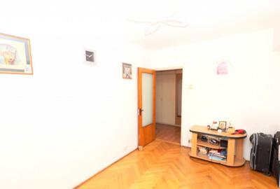 4 Camere 1 Mai-Titulescu | 105 mp | An 1982 | Vedere spate | - 13