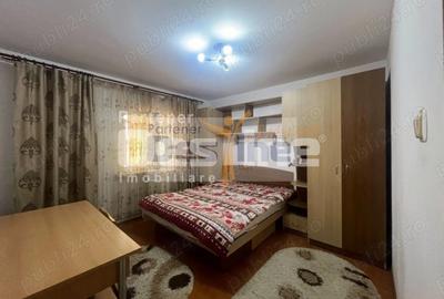 Apartament cu 2 camere decomandat, mobilat în Nicolina