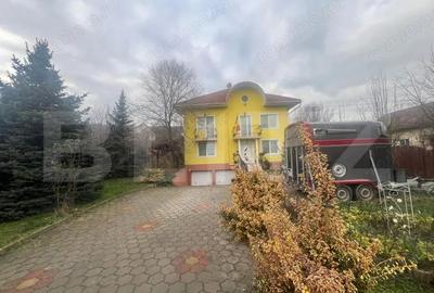 Casa in cartierul Unirii teren generos de 1.960 mp, zona lini?tita - 2