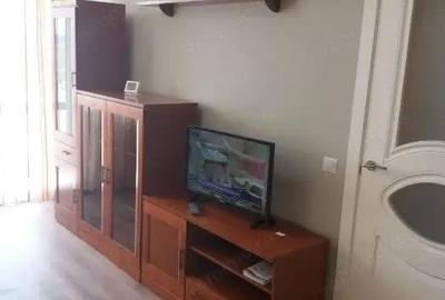 Apartament cu 2 camere decomandat în Vitan
