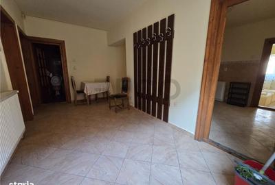 Apartament cu 4 camere în Central - 20