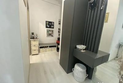 Apartament cu 3 camere decomandat în Tomis Nord - 4