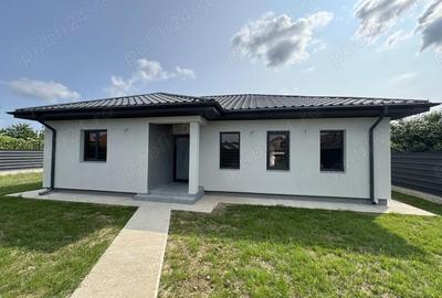 Casă cu 3 camere în Cordun - 10