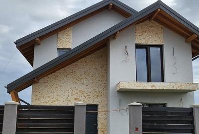 Casă cu 5 camere cu Teren 400 Mp în Berceni - 4
