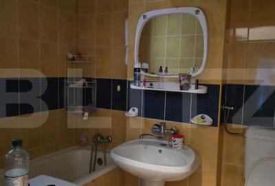 Apartament cu 2 camere decomandat în Micro 14 - 2