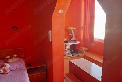 Apartament colorat ?i plin de via?a in Caransebe? gata de mutare! - 5