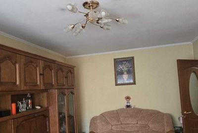 Apartament 3 camere- Decomandat- Bd Chisinau + Boxa - 8