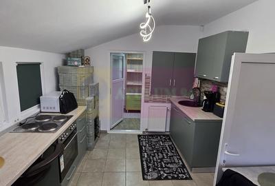 Casă cu 4 camere cu Teren 722 Mp în Central - 7