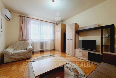 Garsonieră decomandată, mobilată în Cetate - 1