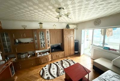 Ultracentral Târgoviște, etaj3 , vanzare apartament 2camere - 2
