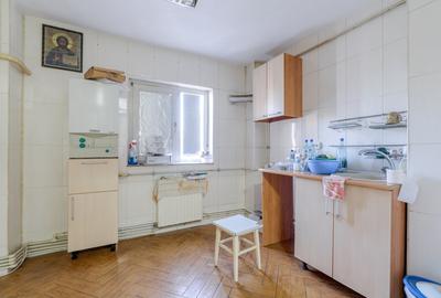 Apartament spațios, modernizat, 2 camere – Bd. Cosminului - 8