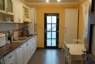 Casă cu 3 camere cu Teren 470 Mp în Rediu