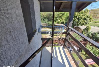 Casă cu 3 camere cu Teren 160 Mp în Rediu