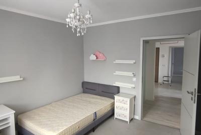 Apartament cu 3 camere decomandat, mobilat în Vasile Aaron - 10