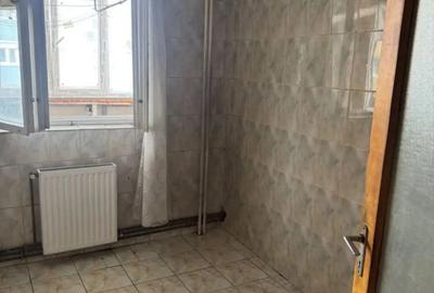 Apartament cu 3 camere decomandat în Sebastian - 2