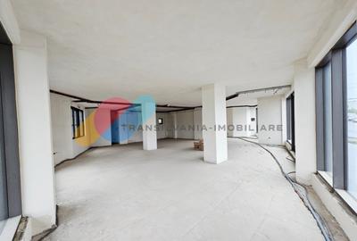 Spațiu comercial, de 166.19999694824 mp, în Iris - 2