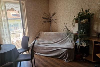 Apartament cu 2 camere semidecomandat în Central - 1