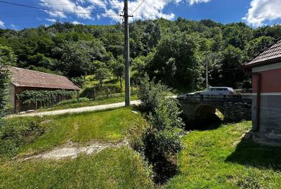 Casă individuală cu 3 camere cu Canalizare în Tălmăcel - 1