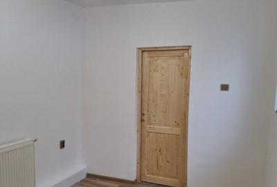 Casă cu 2 camere cu Canalizare în Turda - 1