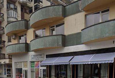 Spațiu comercial, de 27 mp, în Central - 1
