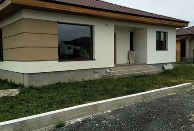 Casă cu 4 camere în Săsar - 8