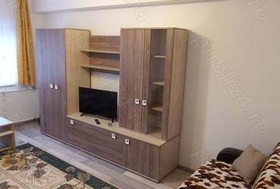 Garsonieră decomandată în Rogerius