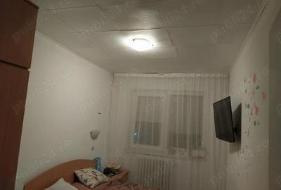 Apartament cu 3 camere semidecomandat în Central - 2